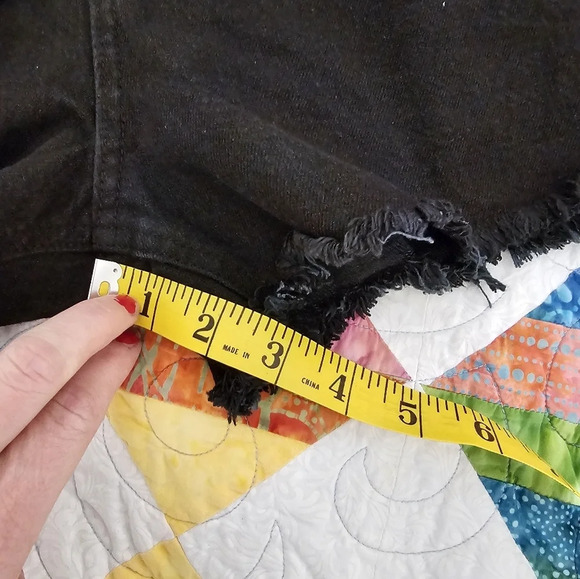 Highway Jeans Black Denim Plus Sized Skort Size 22 NWT - Picture 3 of 9